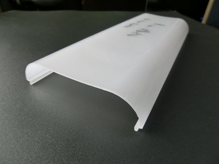 خرید دیفیوزر پلی کربنات (PC) خطی؛ مناسب چراغ‌های LED